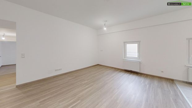 Mietwohnung mit zwei Schlafzimmer ++ NEU SANIERT ++ ca. 84,57 m² - Photo 1