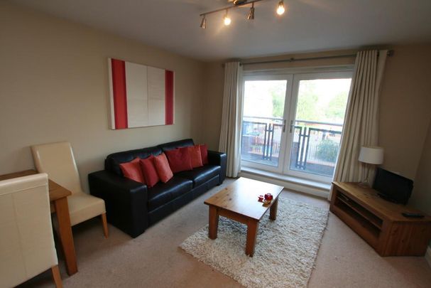 2 bedroom apartment to rent - Photo 1