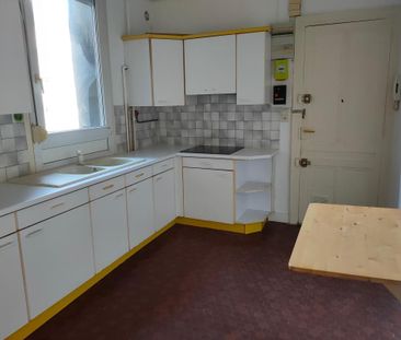Location Appartement 2 pièces 55m² LE HAVRE 76600 - Photo 4