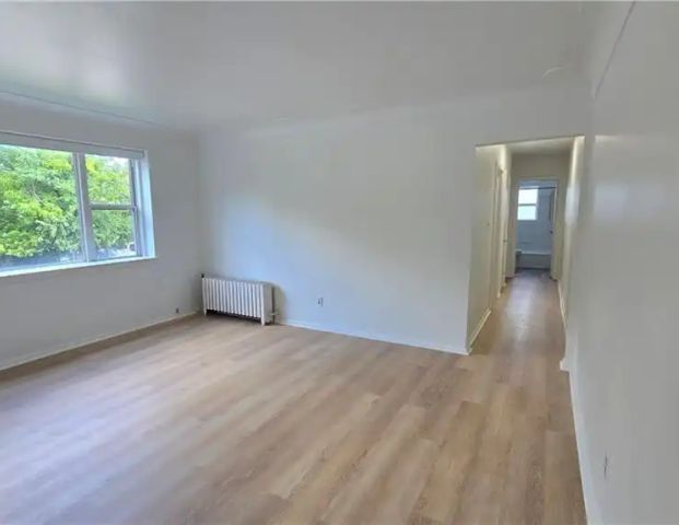 849 BRANT Street Unit# 6 — 2 Bedroom - Photo 1