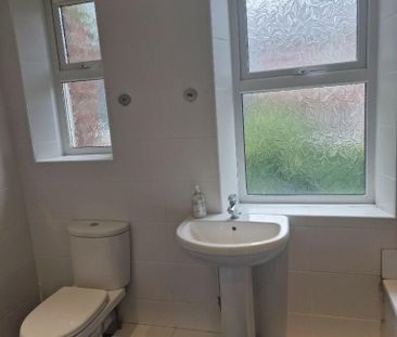 7 bedroom maisonette to rent - Photo 3