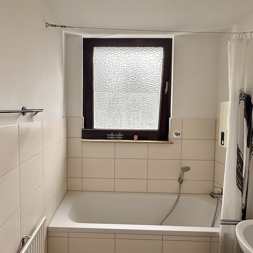 *hell. modern. zentrumsnah* schöne Wohnung mit Balkon in Friedrich-Wilhelms-Hütte - Photo 1