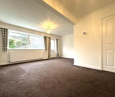 3 bedroom detached house to rent - Photo 3