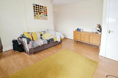 2 Bed Flat, Redmires Court, M5 - Photo 2
