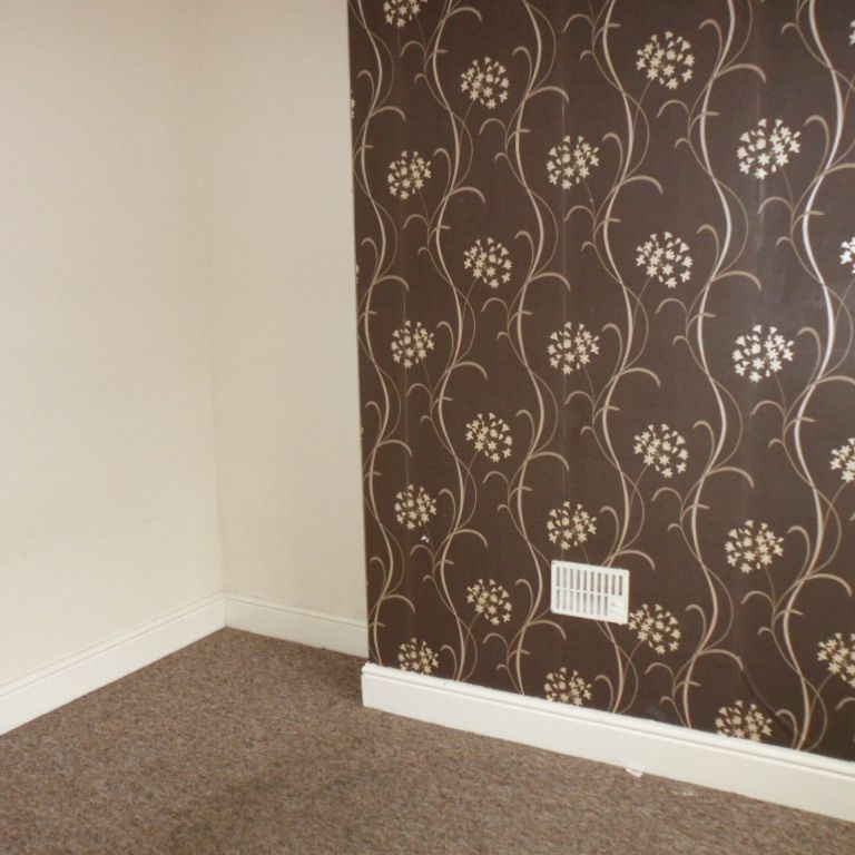 3 bedroom House for rent - Photo 1
