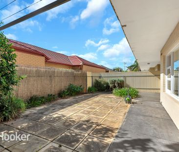 Spacious Unit - Photo 6