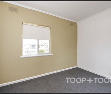 Stunning Apartment Seaviews - Photo 3