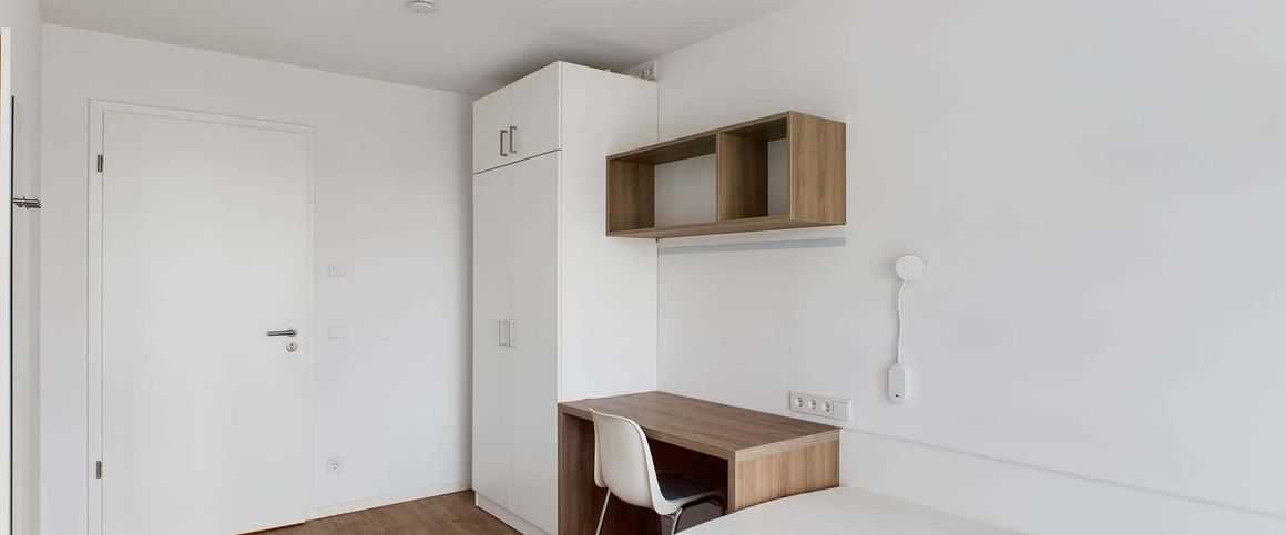 Students Only - Private room in shared apartment for 3 students, Near HTW university - Foto 1