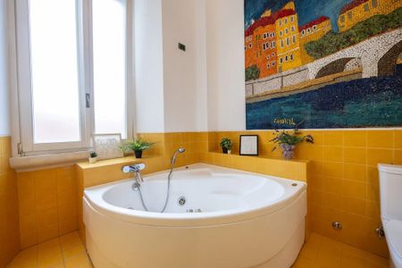 Piazza Argentina, Milan, Lombardy 20131 - Photo 3