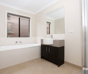 22 Sunridge Drive, Mernda, Vic 3754 - Photo 3