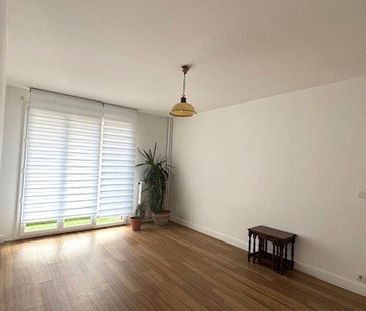 Location Appartement 2 pièces 52m² - Photo 2