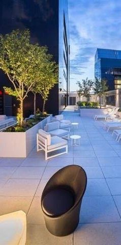 Appartement Ville-Marie (Montréal) À Louer - Photo 1