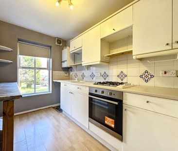 2 bed terraced house to rent in NE32 - Photo 2
