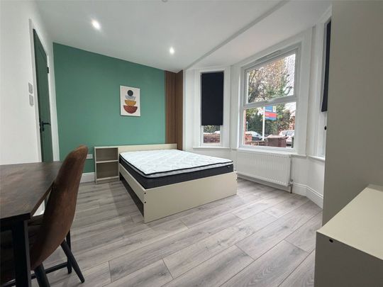 Weston Road, Guildford, Surrey, GU2 8AU - Photo 1