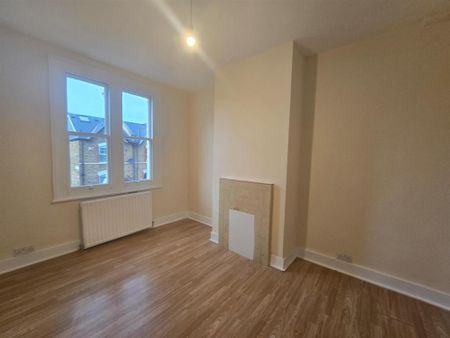 3 bedroom house to rent - Photo 3