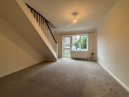 St Georges Mews, Tonbridge - Photo 2