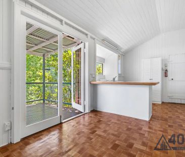 “Charming Cottage in the Heart of Toowong” - Photo 3
