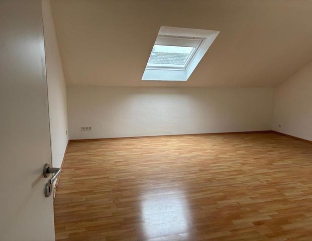 Gepflegte, zentral gelegene 2-Zimmer-Wohnung in Neckarau - Photo 1