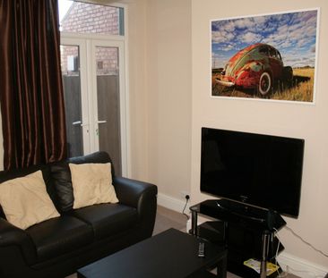 3 Bed Terraced House, Queensland Ave, CV5 - Photo 4