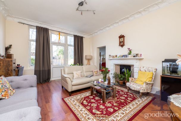 St. James Road, Sutton, SM1 - Photo 1