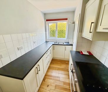 2 bedroom apartment to rent Eastbourne Road, Eastbourne, BN20 - Photo 4