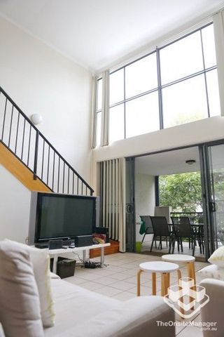 Three bedrooms apartment at central of Toowong - Photo 5