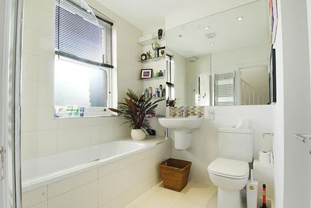 2 bedroom townhouse to rent - Photo 2