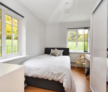 2 bedroom property to rent - Photo 3