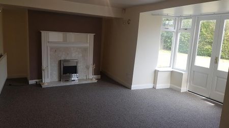 5 bedroom detached house to rent - Photo 2