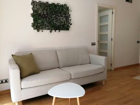 Carrer de Lincoln, Barcelona, Catalonia 08006 - Photo 1