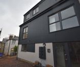 2 bed Apartment - To Let - Photo 5