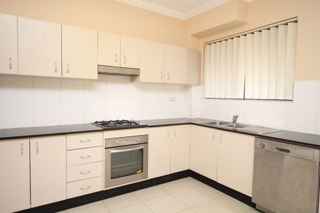 4/20-24 Gladstone Street, North Parramatta. - Photo 4