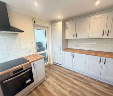 2 bedroom detached bungalow to rent - Photo 5