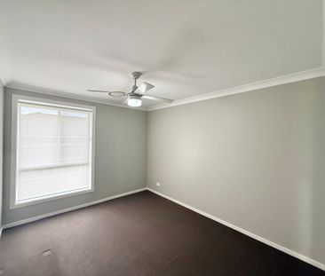 2 Bowerbird Close, Aberglasslyn - Photo 6