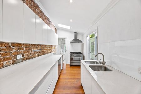 46 Hopewell Street, Paddington NSW 2021 - Terrace For Rent | Domain - Photo 3