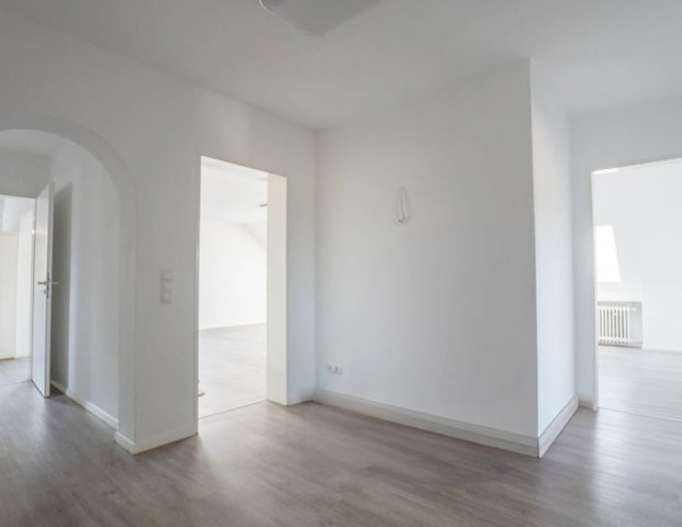 Moderne ca. 95 m² große 4-Zimmer-Wohnung mit Tageslichtbad ruhig gelegen im Hagener Süden - Foto 1