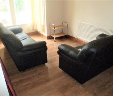 4 bedroom house to rent - Photo 1