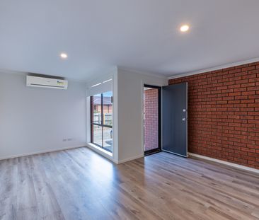 2/15 Milton Avenue, Clayton South VIC 3169 - Apartment For Rent | D... - Photo 1