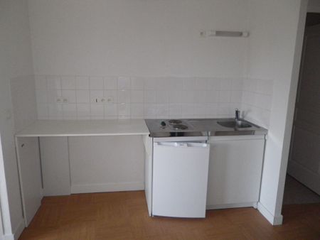 Location Appartement 3 pièces 42m² BREST 29200 - Photo 3