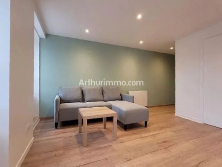 Location Appartement 1 pièces 27 m2 à Lons-le-Saunier - Photo 4