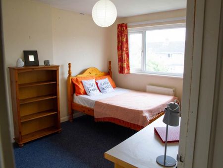 6 bedroom house to rent - Photo 4