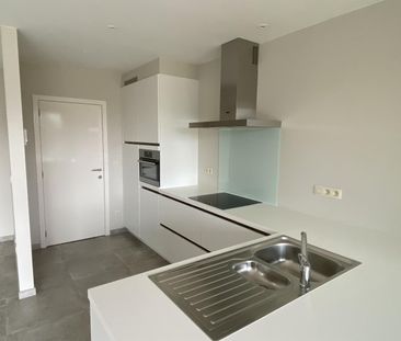 Recent appartement op wandelafstand van het centrum - Photo 5