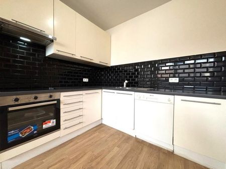 Congrès 22 - Duplex 2ch +/- 70m² ent rénové au 3ème et der. étage - Bruxelles 1 - Photo 2