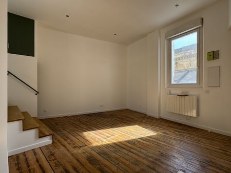 Location Appartement 3 pièces 59m² BORDEAUX 33800 - Photo 2