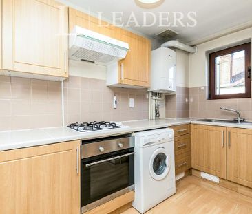 1 bedroom flat to rent - Photo 2