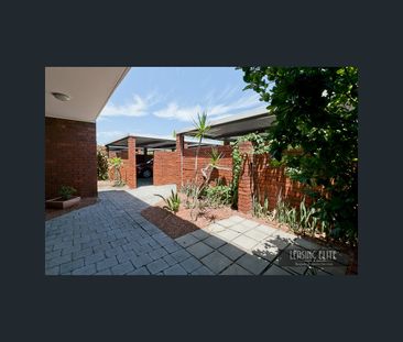 2/18 Anstey Street, South Perth, WA 6151 - Photo 5