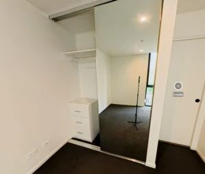 2 Bedroom - unfurnished - Photo 2