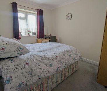3 bedroom property to rent - Photo 3