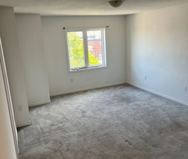 For Lease - 150 Golden Springs Drive, Brampton, Ontario - Photo 6