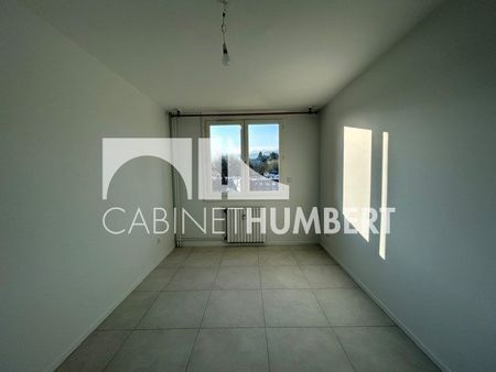 Location Appartement 2 pièces 52m² ST ETIENNE 42000 - Photo 2